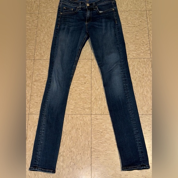 rag & bone High-Rise Skinny Jeans *Store Exclusive* in Woodford size 26 - Picture 7 of 16